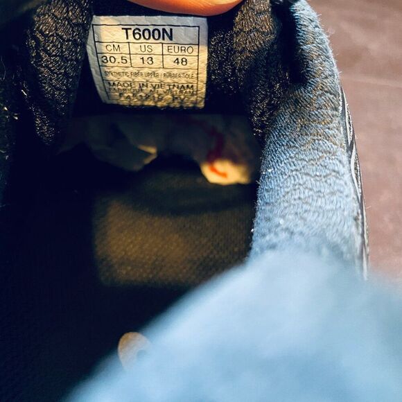 Mint condition ASICS GEL Nimbus 18 Mens Black Grey Silver 13 US 48 EUR - Picture 12 of 13